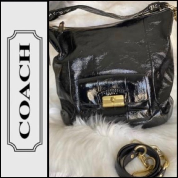 Coach Handbags - 💯 Authentic Coach crossbody/shoulder/hand bag